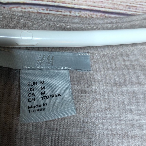 H&M Cup Neck  Fit and Flare Dress - Picture 4 of 8